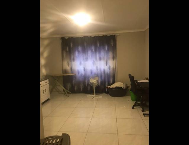 3 BEDROOM HOUSE FOR SALE IN CRYSTAL PARK